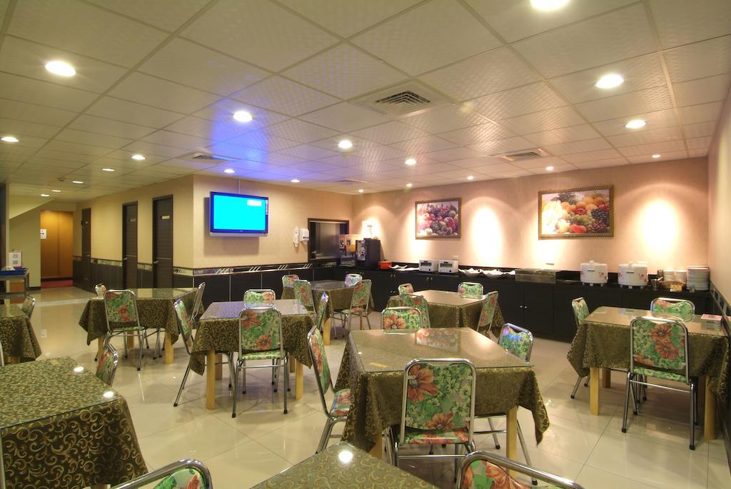 Hotel Tong Bing Express Hsinchu Exterior foto